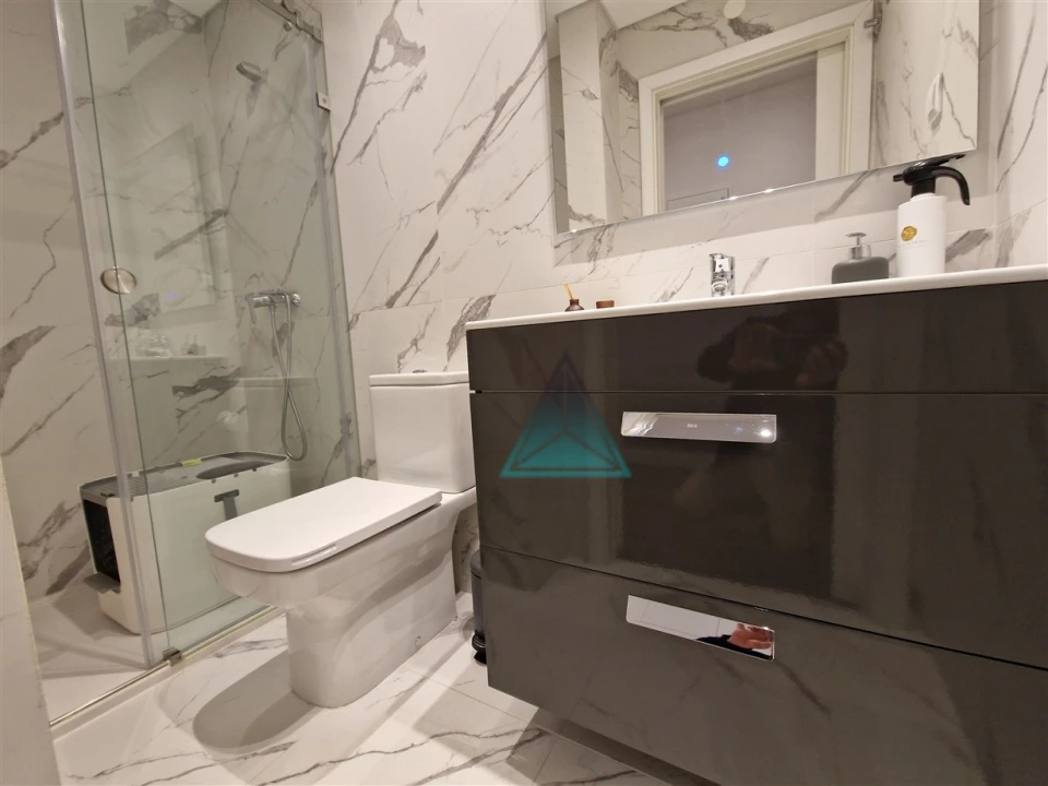 Apartamento T2 para Venda em Almada, Cova da Piedade, Pragal e Cacilhas Foto 17