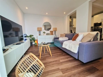 Apartamento T2 para Venda em Almada, Cova da Piedade, Pragal e Cacilhas