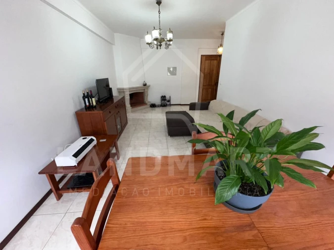 Apartamento T2 para Venda em Alcobaça e Vestiaria