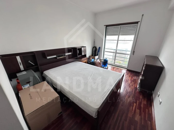 Apartamento T2 para Venda em Alcobaça e Vestiaria Foto 10