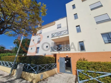 Apartamento T2 para Venda em Albufeira e Olhos de Água