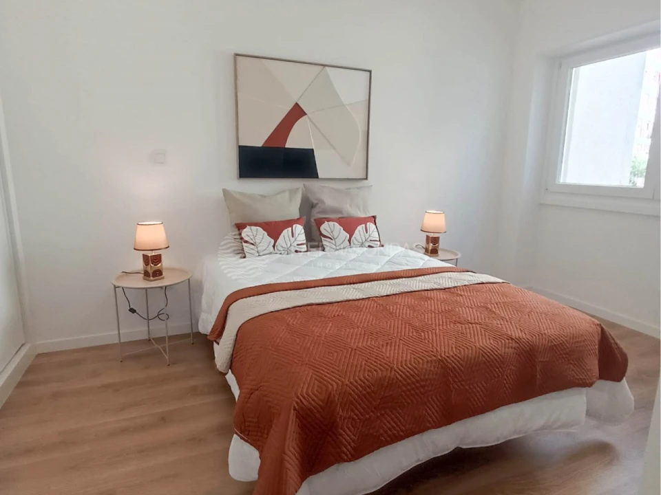 Apartamento T2 para Venda em Benfica Foto 25