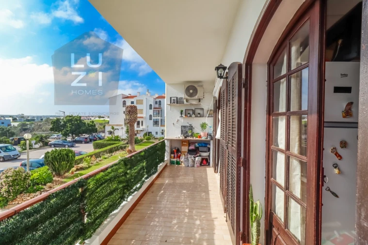 Apartamento T2 para Venda em Lagos (São Sebastião e Santa Maria) Foto 9