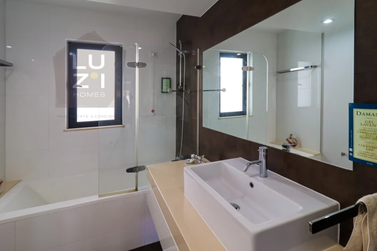 Apartamento T3 para Venda em Lagos (São Sebastião e Santa Maria) Foto 32