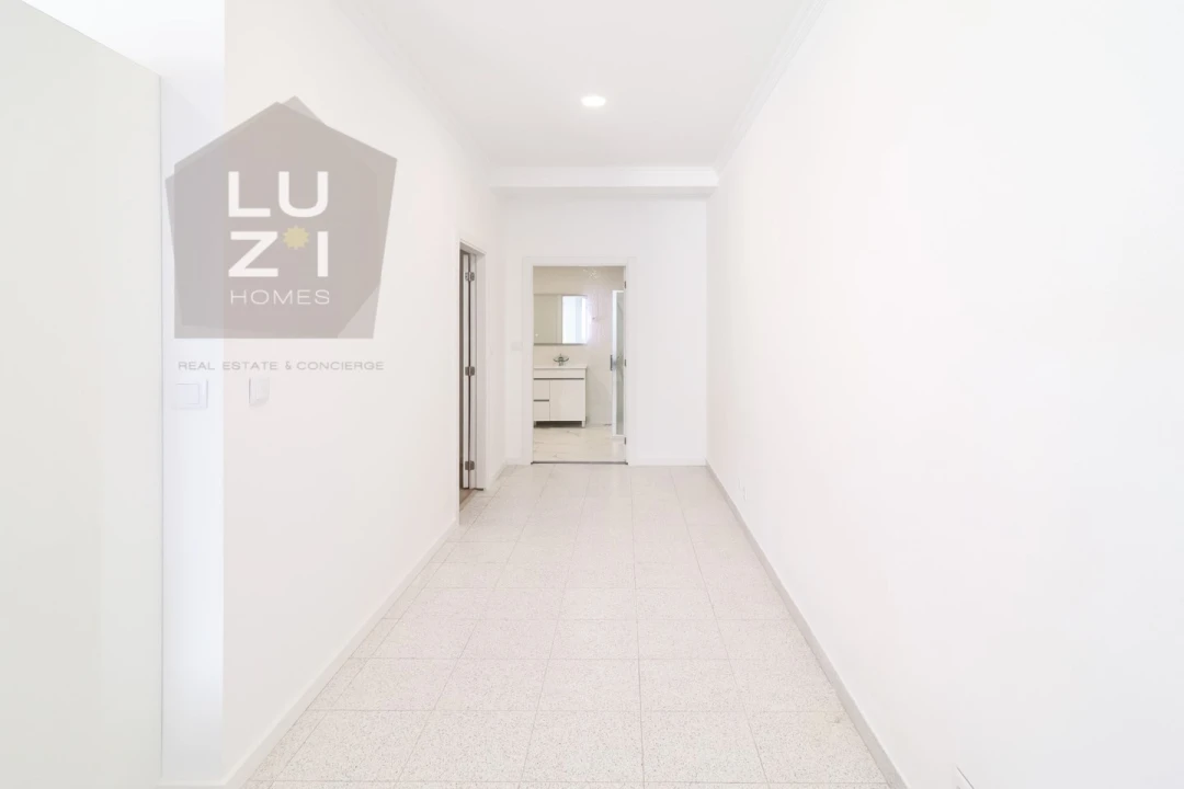 Apartamento T1 para Venda em Lagoa e Carvoeiro Foto 10