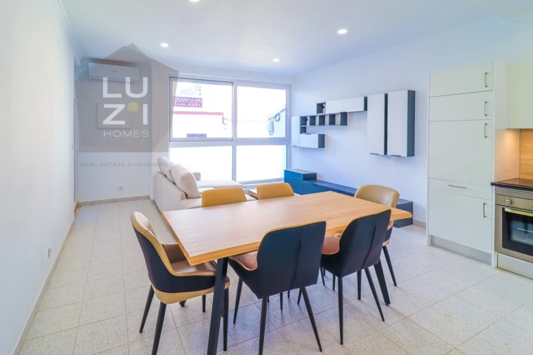 Apartamento T1 para Venda em Lagoa e Carvoeiro Foto 6