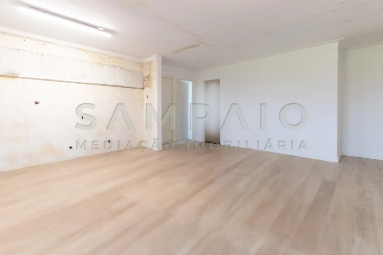 Apartamento T2 para Venda em Rio Tinto Foto 4