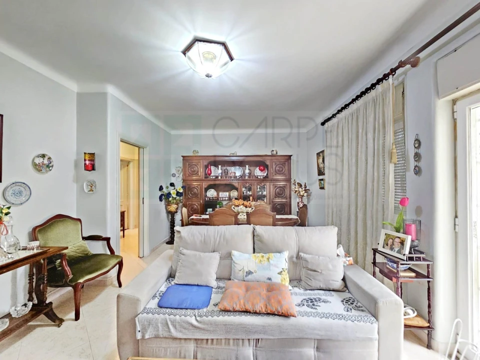 Apartamento T3 para Venda em Carcavelos e Parede Foto 16