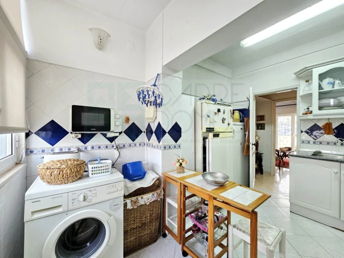 Apartamento T3 para Venda em Carcavelos e Parede Foto 11