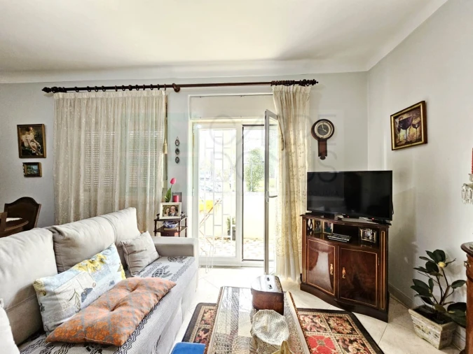 Apartamento T3 para Venda em Carcavelos e Parede Foto 12