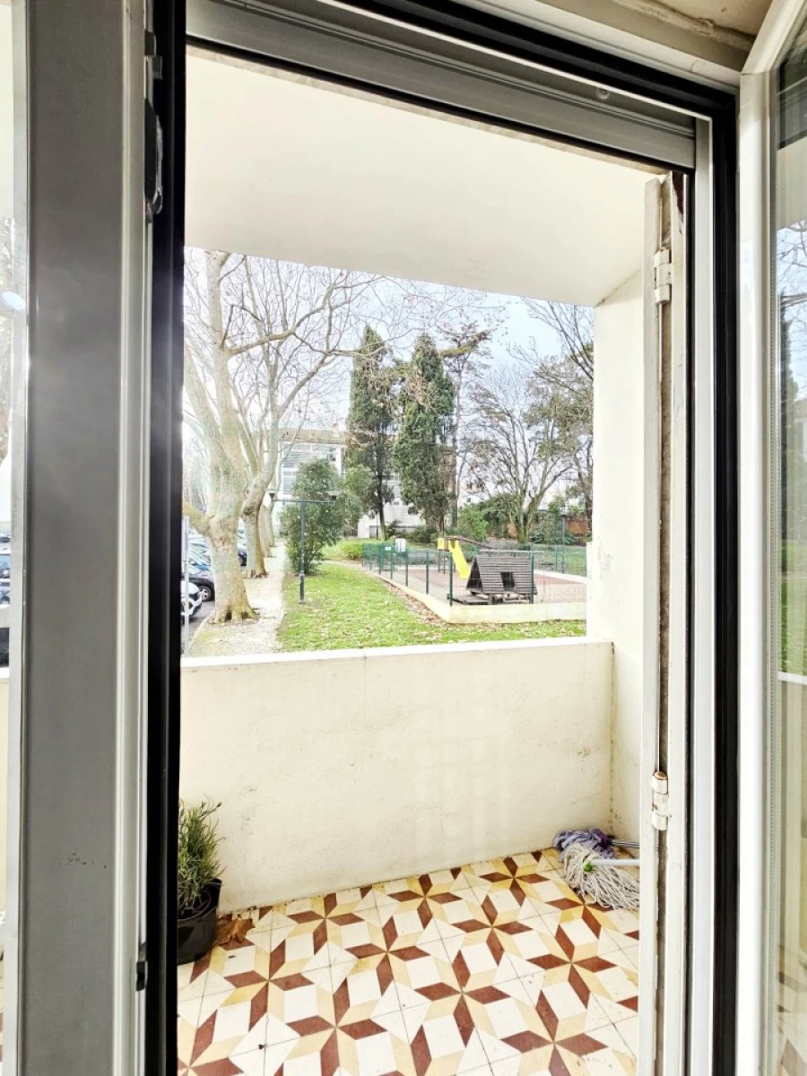 Apartamento T3 para Venda em Carcavelos e Parede Foto 13