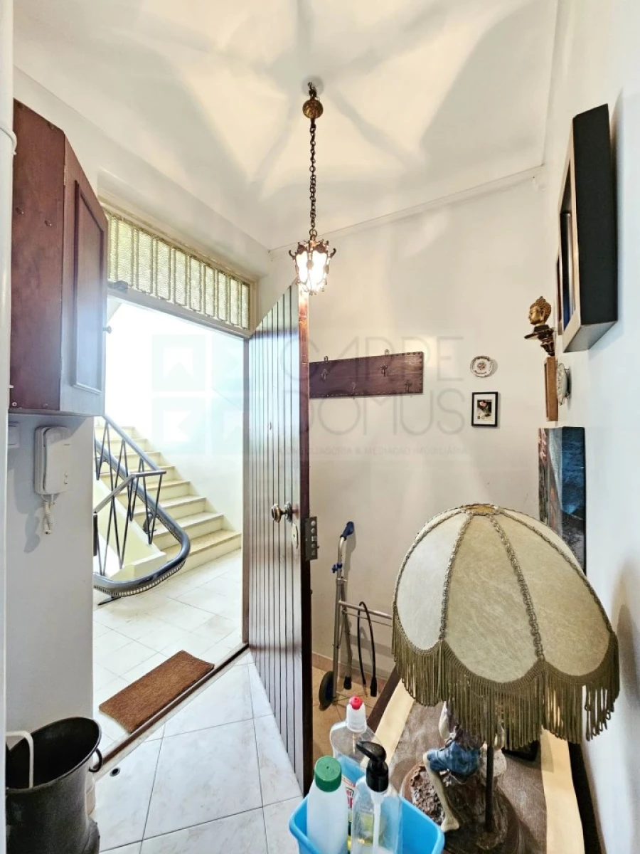 Apartamento T3 para Venda em Carcavelos e Parede Foto 36