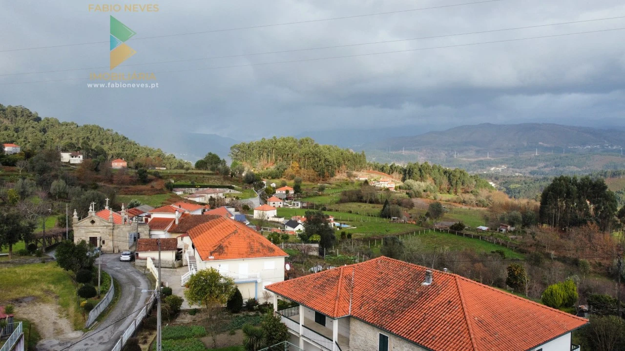 Moradia T3 para Venda em Sabadim Foto 16