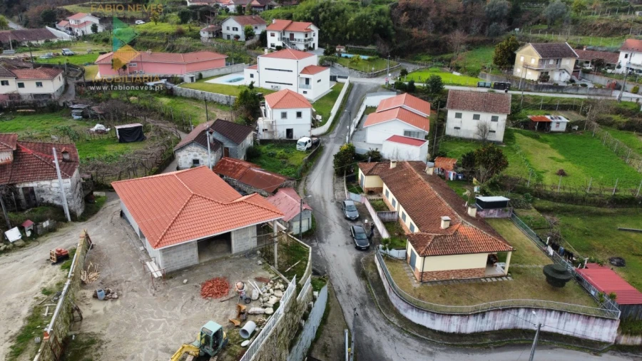 Moradia T3 para Venda em Sabadim Foto 10