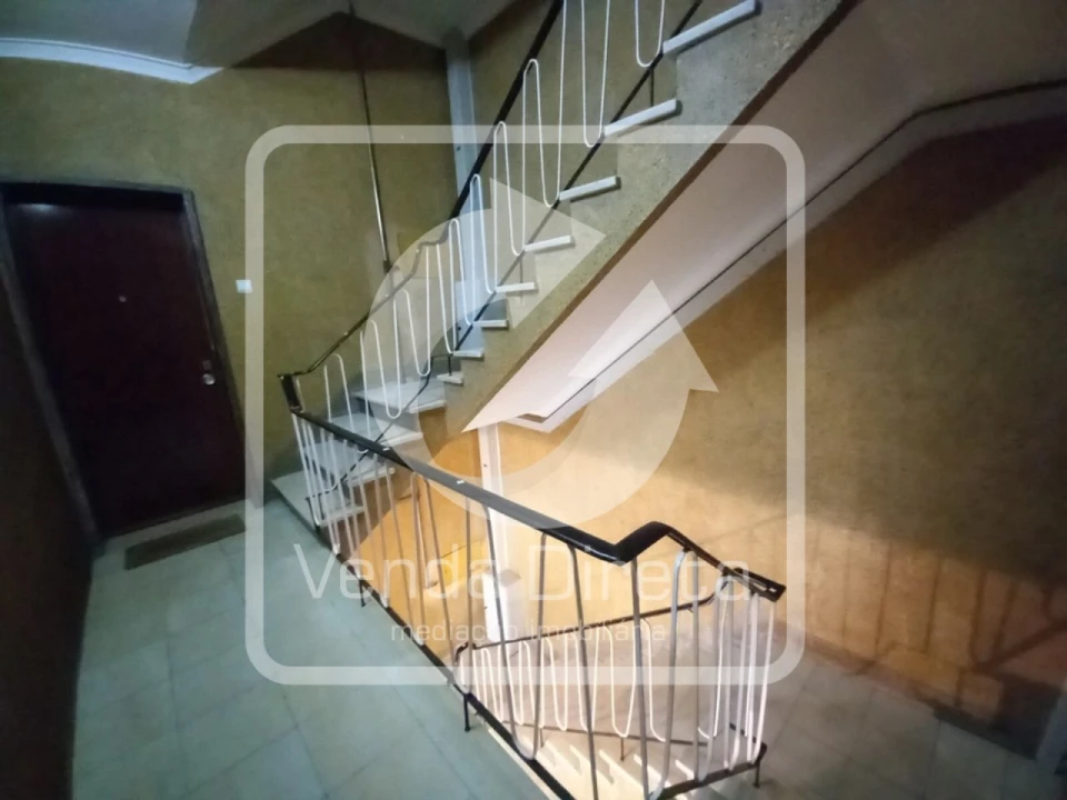 Apartamento T4 para Venda em Laranjeiro e Feijó Foto 29