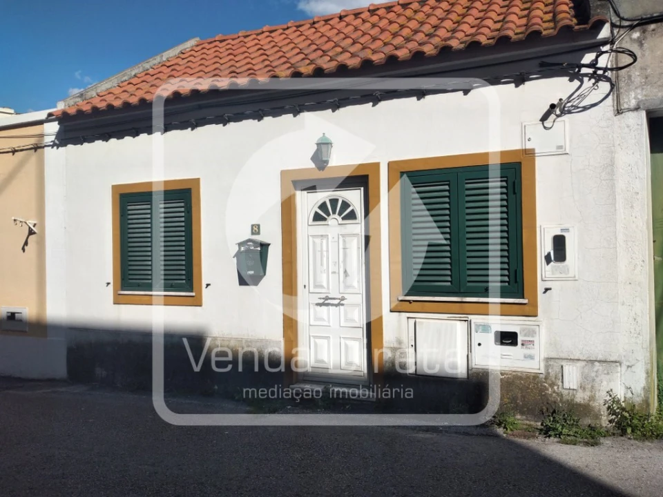 Moradia T1 para Venda em Seixal, Arrentela e Aldeia de Paio Pires Foto 2
