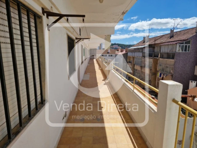 Apartamento T3 para Venda em Costa da Caparica Foto 7