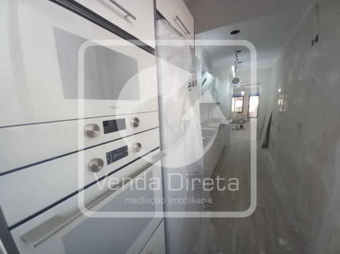 Apartamento T3 para Venda em Costa da Caparica Foto 16