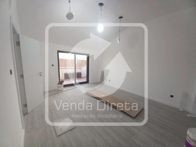 Apartamento T3 para Venda em Costa da Caparica Foto 38