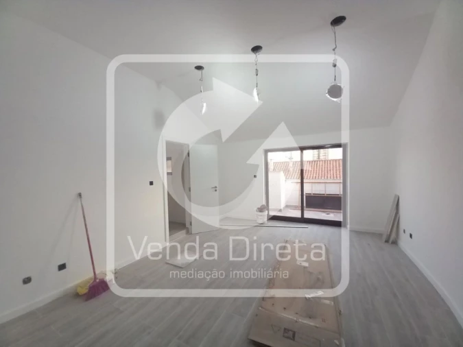 Apartamento T3 para Venda em Costa da Caparica Foto 39