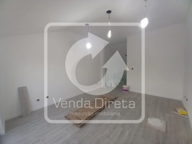 Apartamento T3 para Venda em Costa da Caparica Foto 46