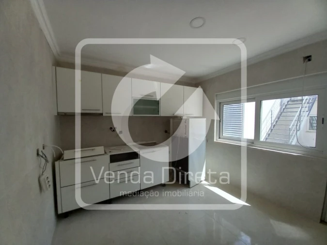 Moradia T5 para Venda em Amora Foto 15