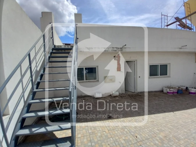 Moradia T5 para Venda em Amora Foto 21