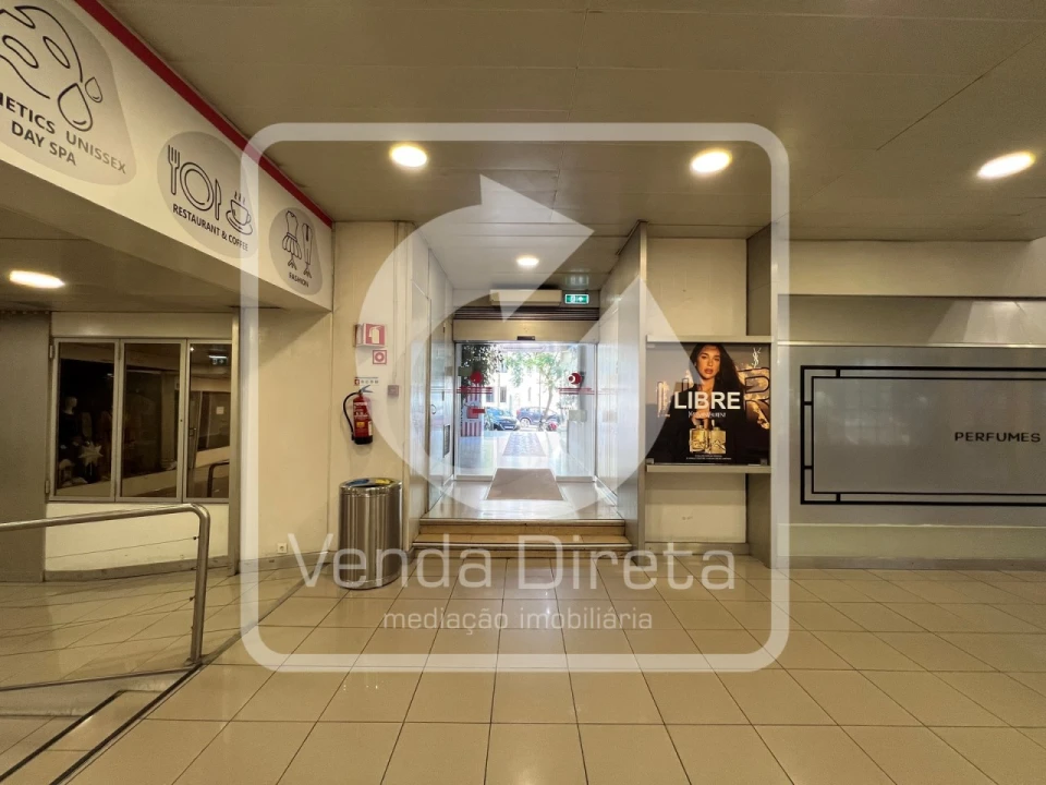 Loja para Venda em Santo António Foto 18