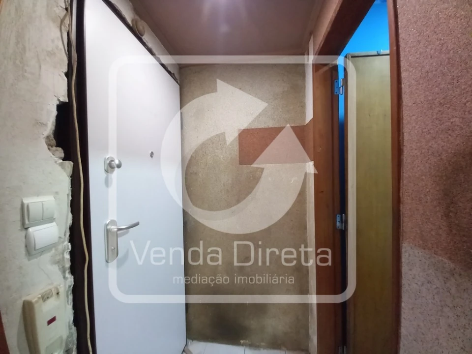 Apartamento T2 para Venda em Póvoa de Santo Adrião e Olival Basto Foto 5