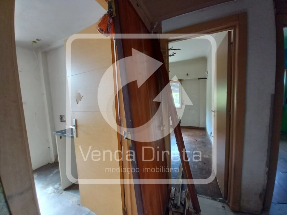 Apartamento T2 para Venda em Póvoa de Santo Adrião e Olival Basto Foto 8