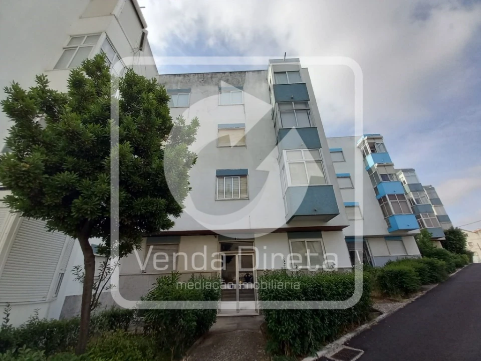 Apartamento T2 para Venda em Póvoa de Santo Adrião e Olival Basto Foto 24