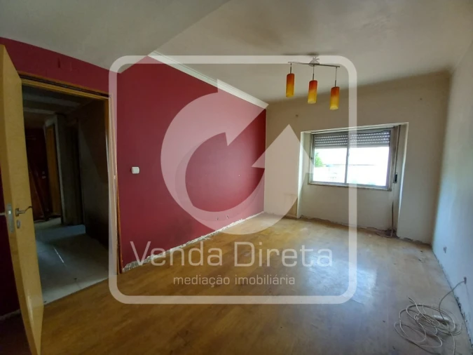 Apartamento T2 para Venda em Póvoa de Santo Adrião e Olival Basto Foto 16