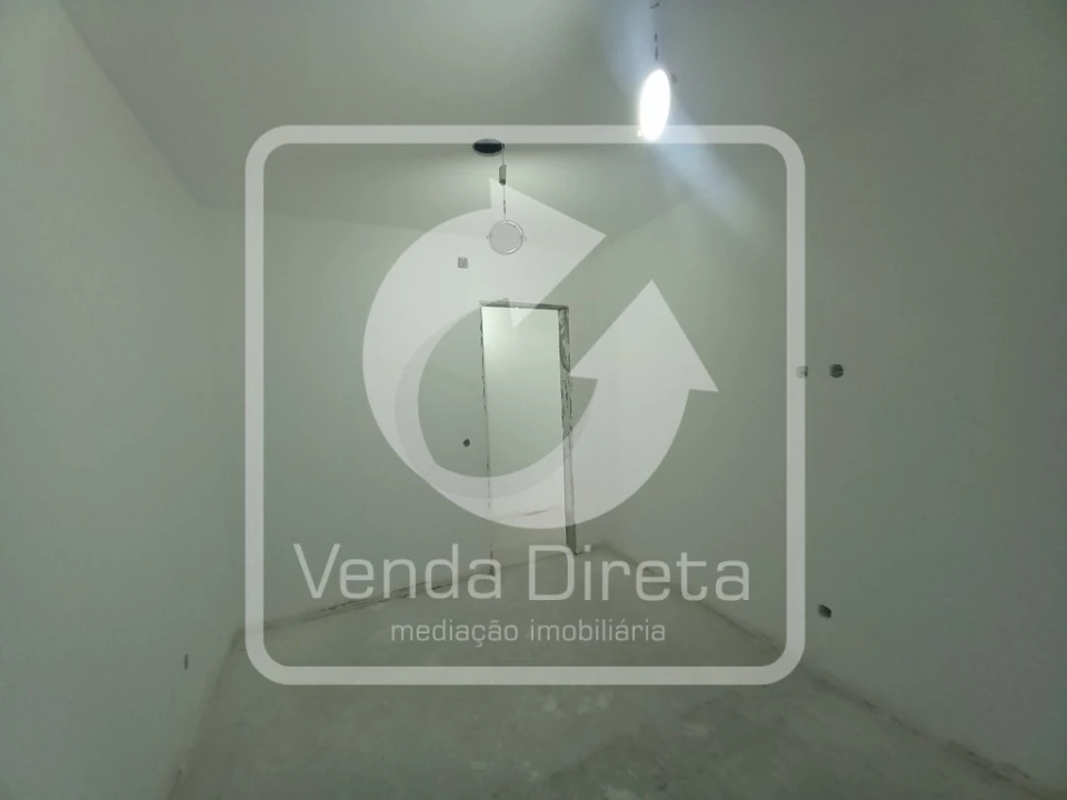 Apartamento T2 para Venda em Laranjeiro e Feijó Foto 16