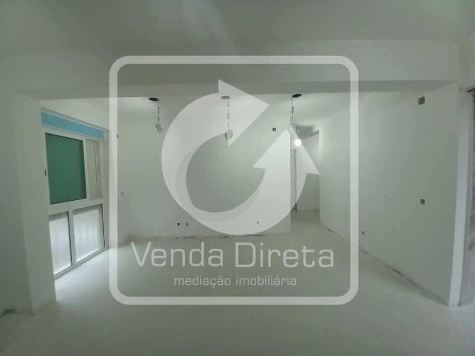 Apartamento T2 para Venda em Laranjeiro e Feijó Foto 21