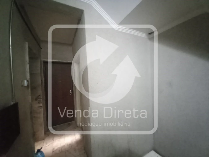 Apartamento T2 para Venda em Laranjeiro e Feijó Foto 5