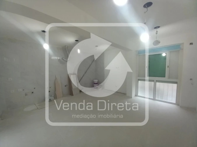 Apartamento T2 para Venda em Laranjeiro e Feijó Foto 17