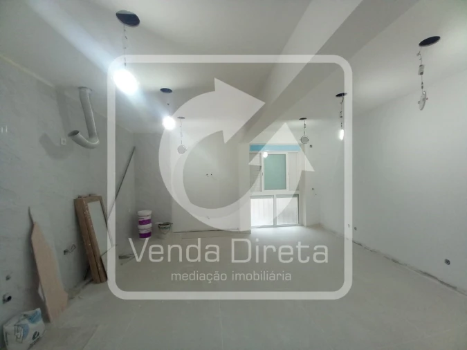 Apartamento T2 para Venda em Laranjeiro e Feijó Foto 19