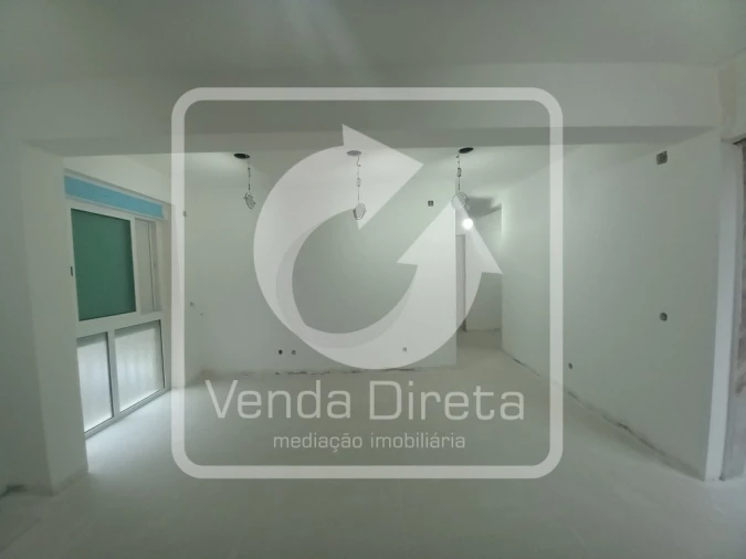 Apartamento T2 para Venda em Laranjeiro e Feijó Foto 21