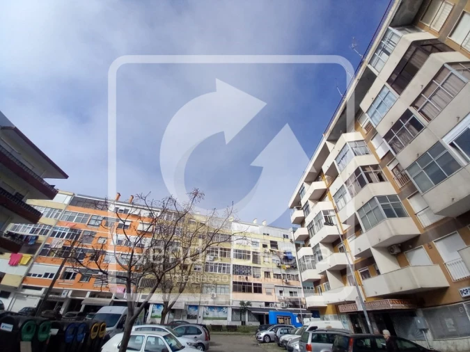 Apartamento T2 para Venda em Laranjeiro e Feijó Foto 26