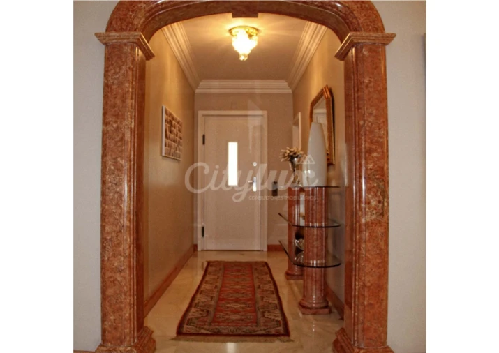 Moradia T6 para Arrendamento em Rio de Mouro Foto 9