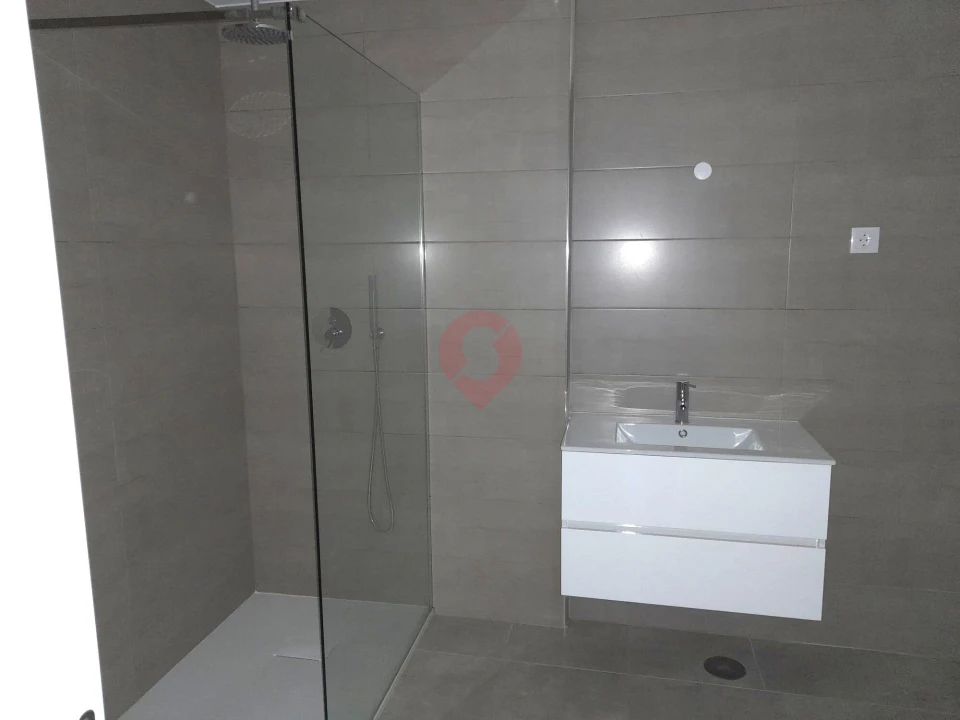 Apartamento T2 para Venda em Monção e Troviscoso Foto 9