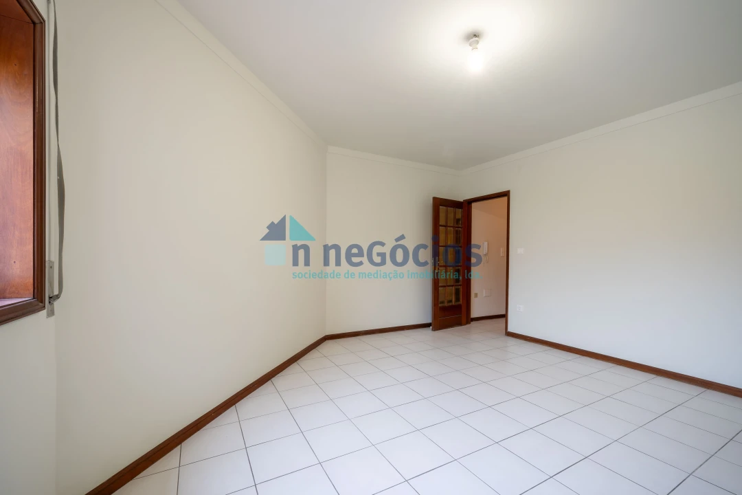 Apartamento T2 para Venda em O. Azeméis, Riba-Ul, Ul, Macinhata Seixa, Madail Foto 7