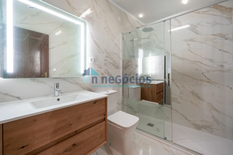 Apartamento T2 para Venda em O. Azeméis, Riba-Ul, Ul, Macinhata Seixa, Madail Foto 9