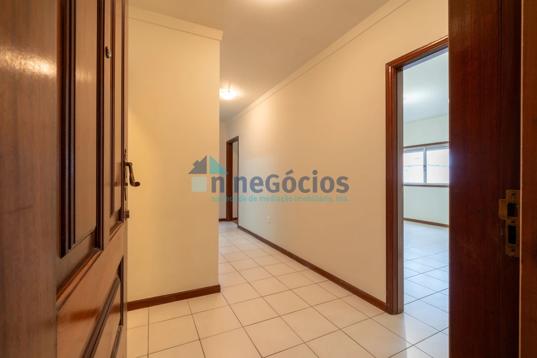 Apartamento T2 para Venda em O. Azeméis, Riba-Ul, Ul, Macinhata Seixa, Madail Foto 5