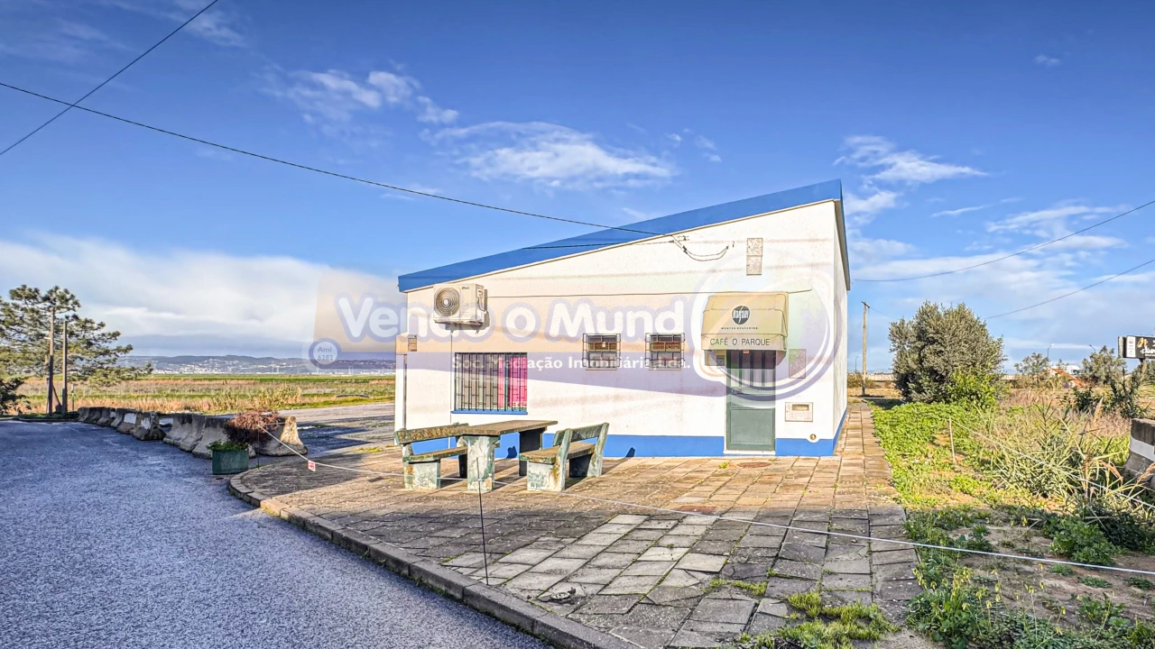 Negócio para Venda em Samora Correia Foto 1