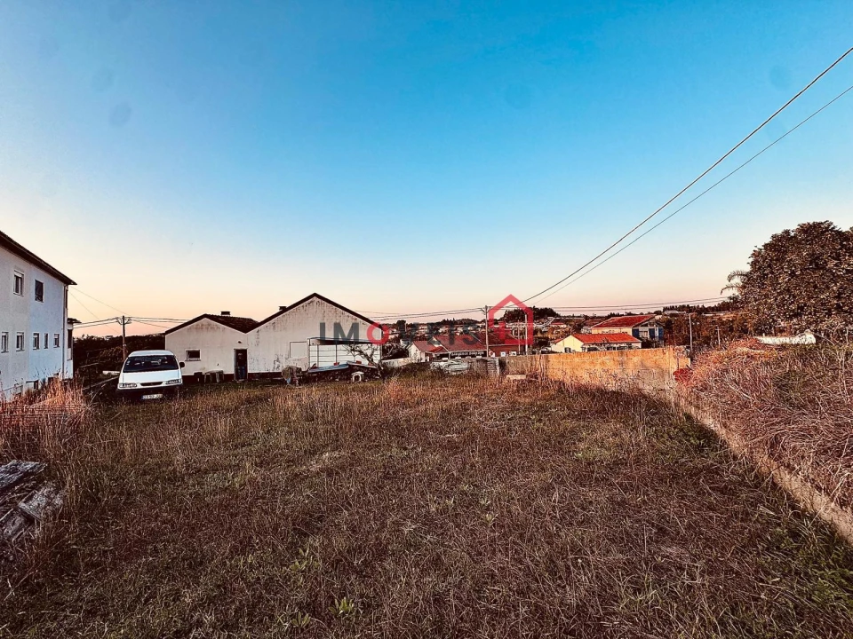 Moradia T2 para Venda em Vinha da Rainha Foto 3