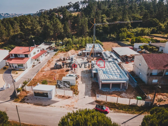 Moradia T3 para Venda em Leiria, Pousos, Barreira e Cortes Foto 1