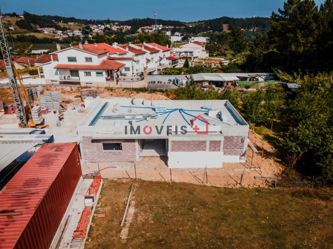 Moradia T3 para Venda em Leiria, Pousos, Barreira e Cortes Foto 2