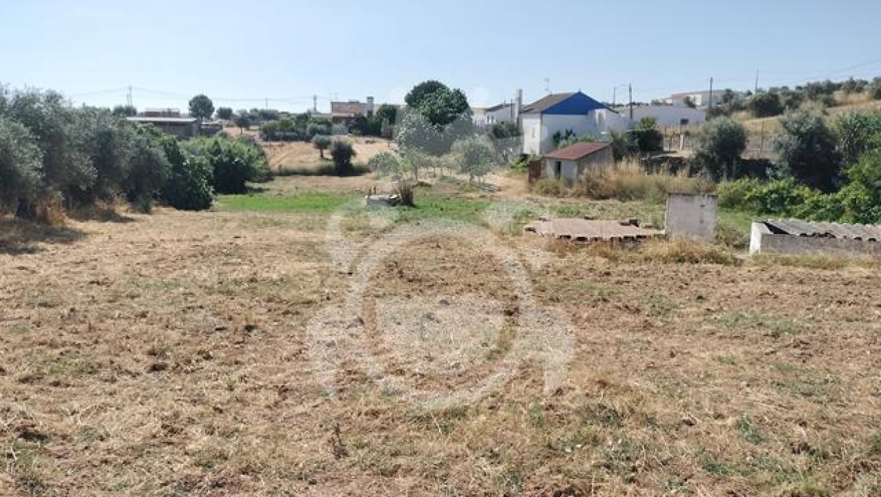 Quinta T2 para Venda em Santiago Maior Foto 16