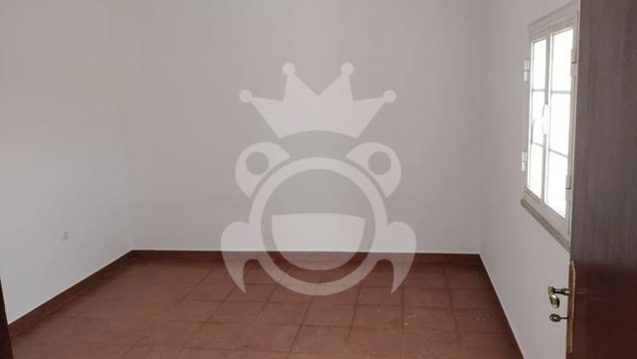 Quinta T2 para Venda em Santiago Maior Foto 6